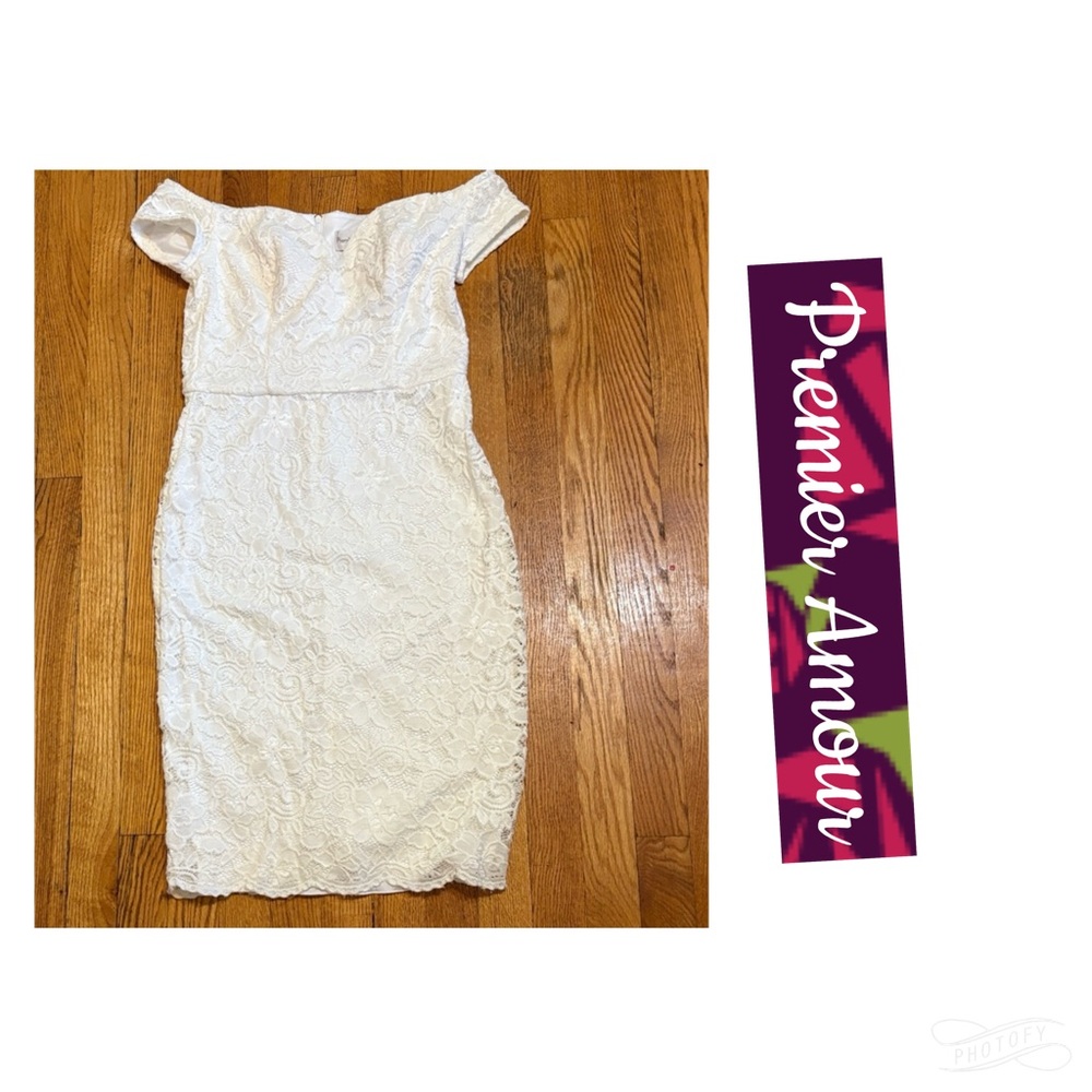 Premier Amour Off-Shoulder White Lace Midi Dress